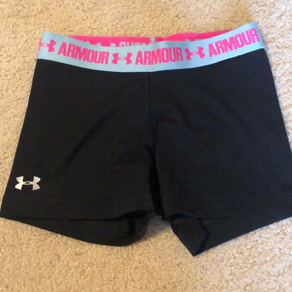 Under Armour Heat Gear compression shorts - sz S